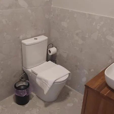 Ariana Apartman *